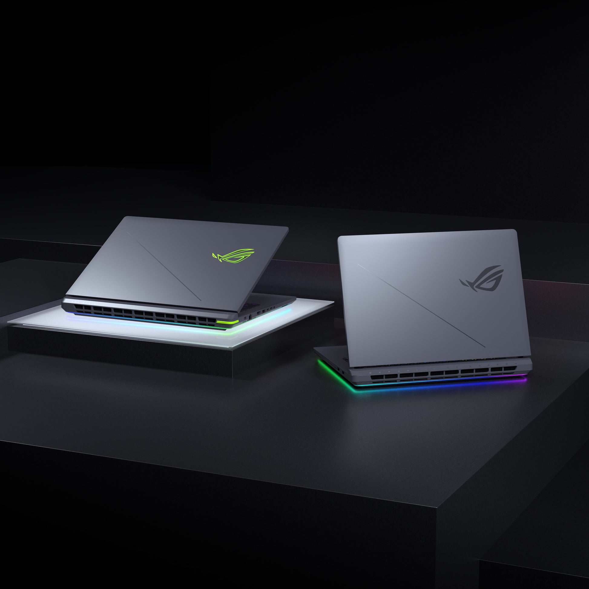 Asus Rog Strix G18 G815JPR-S9052W Gaming-Laptop (i9-14900hx | RTX 5070 | 32 GB | 1 TB SSD)