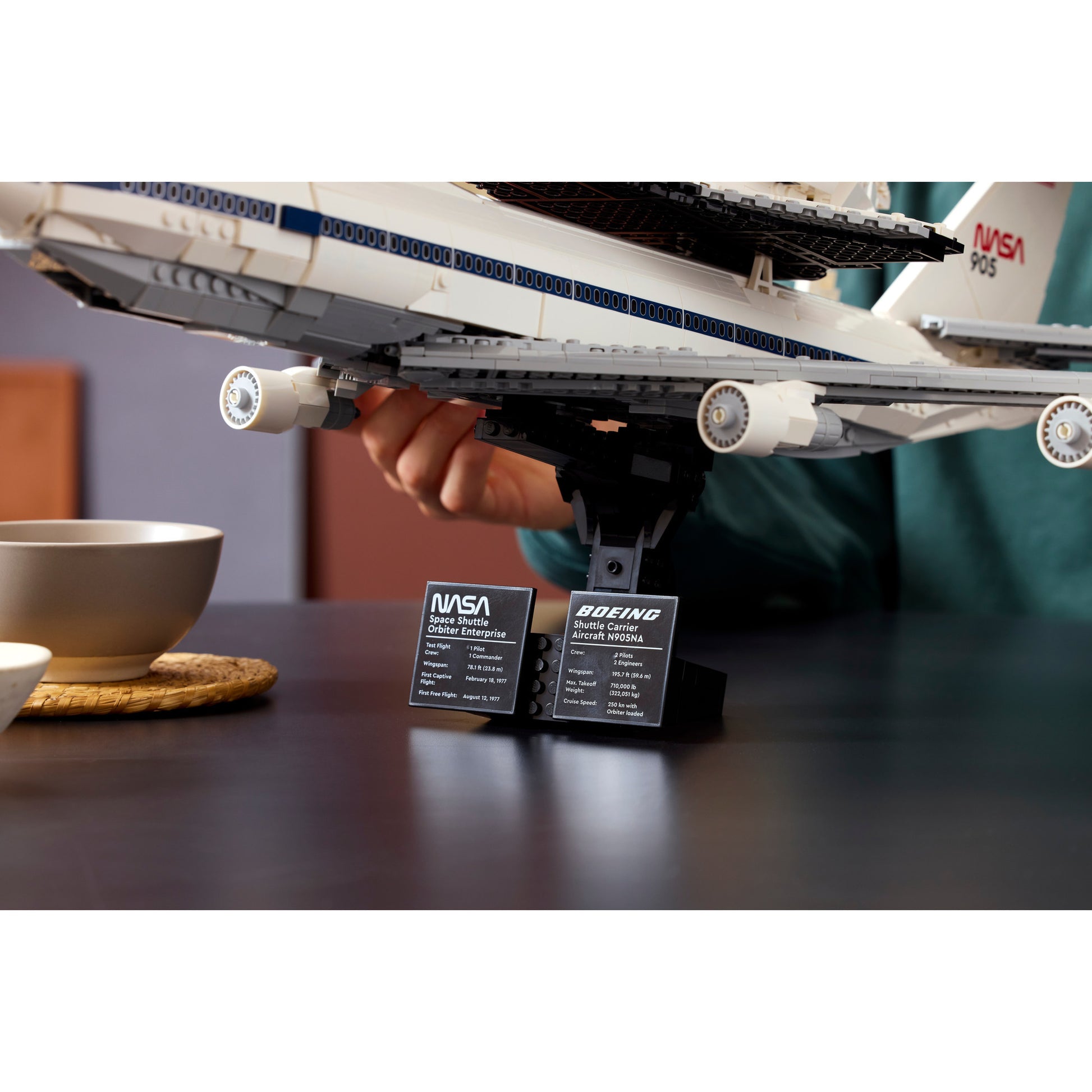 Lego Icons – Bauspielzeug für Shuttle-Flugzeuge (10360)