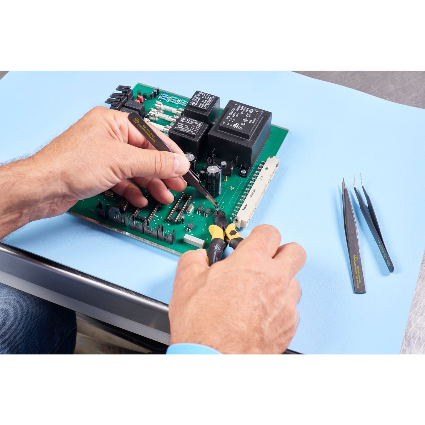 Wiha SMD Pinced Set Professional ESD