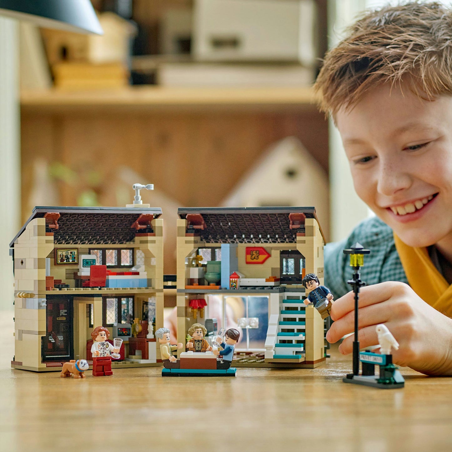 Lego Harry Potter 76451 Ligusterlaan Besuch von Tante Margot
