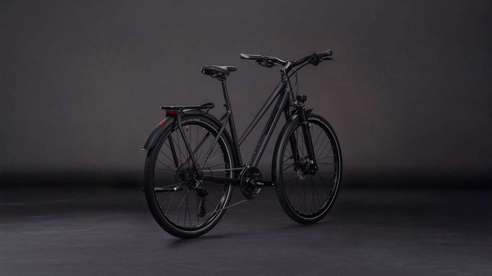 Cube Kathmandu Pro Coal'n'Black Trapez