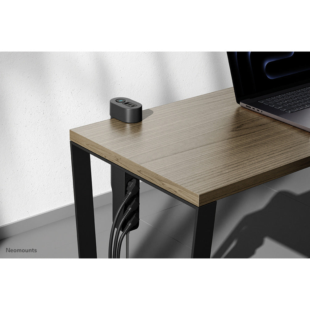 Neomounts DS22-840BL6 DESK-Suchdose mit Klemme 1,4 m, Innen-, Typ F, Kunststoff, Schwarz, Stromversorgung