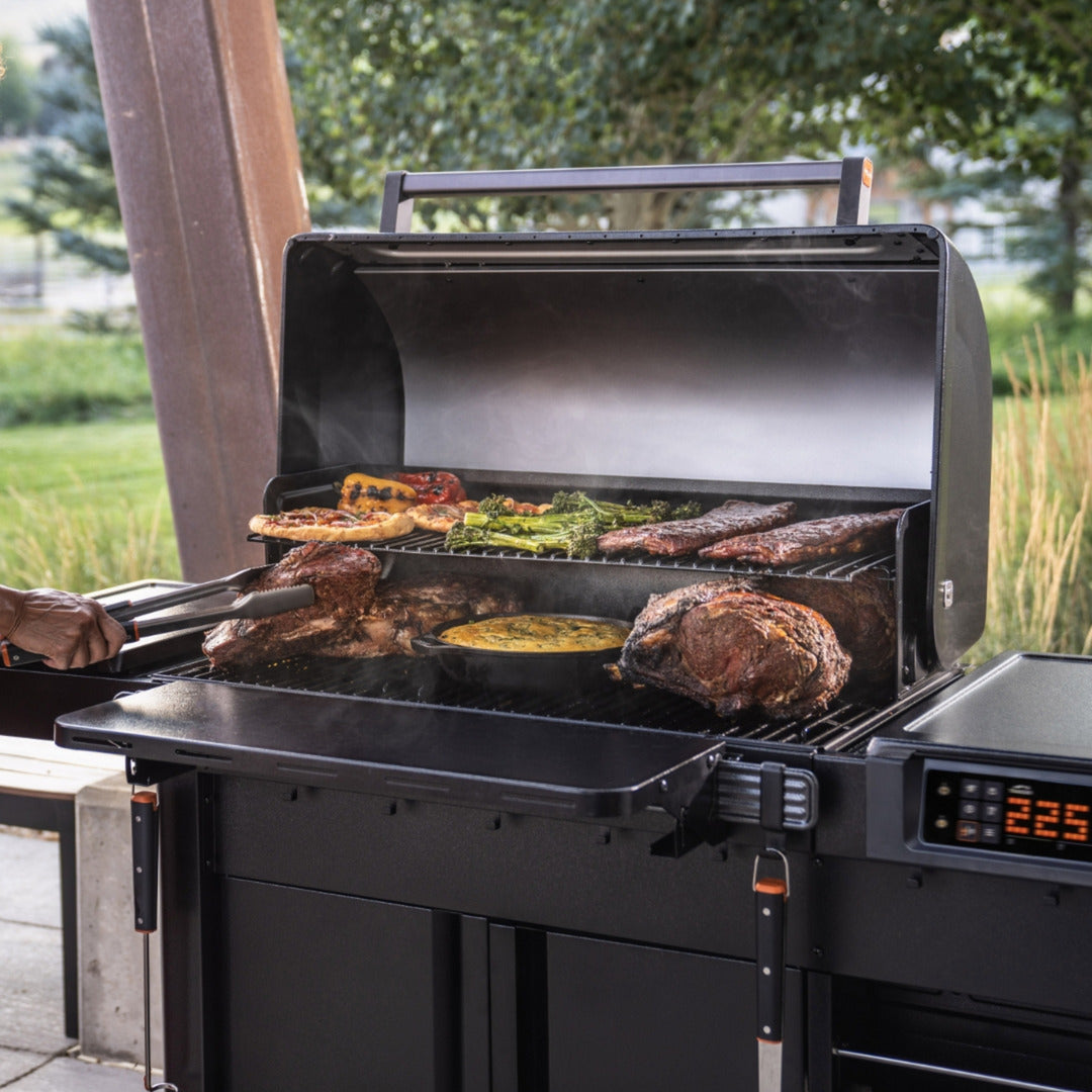 Traeger Woodridge Elite Pelletgrill (Schwarz, WLAN)