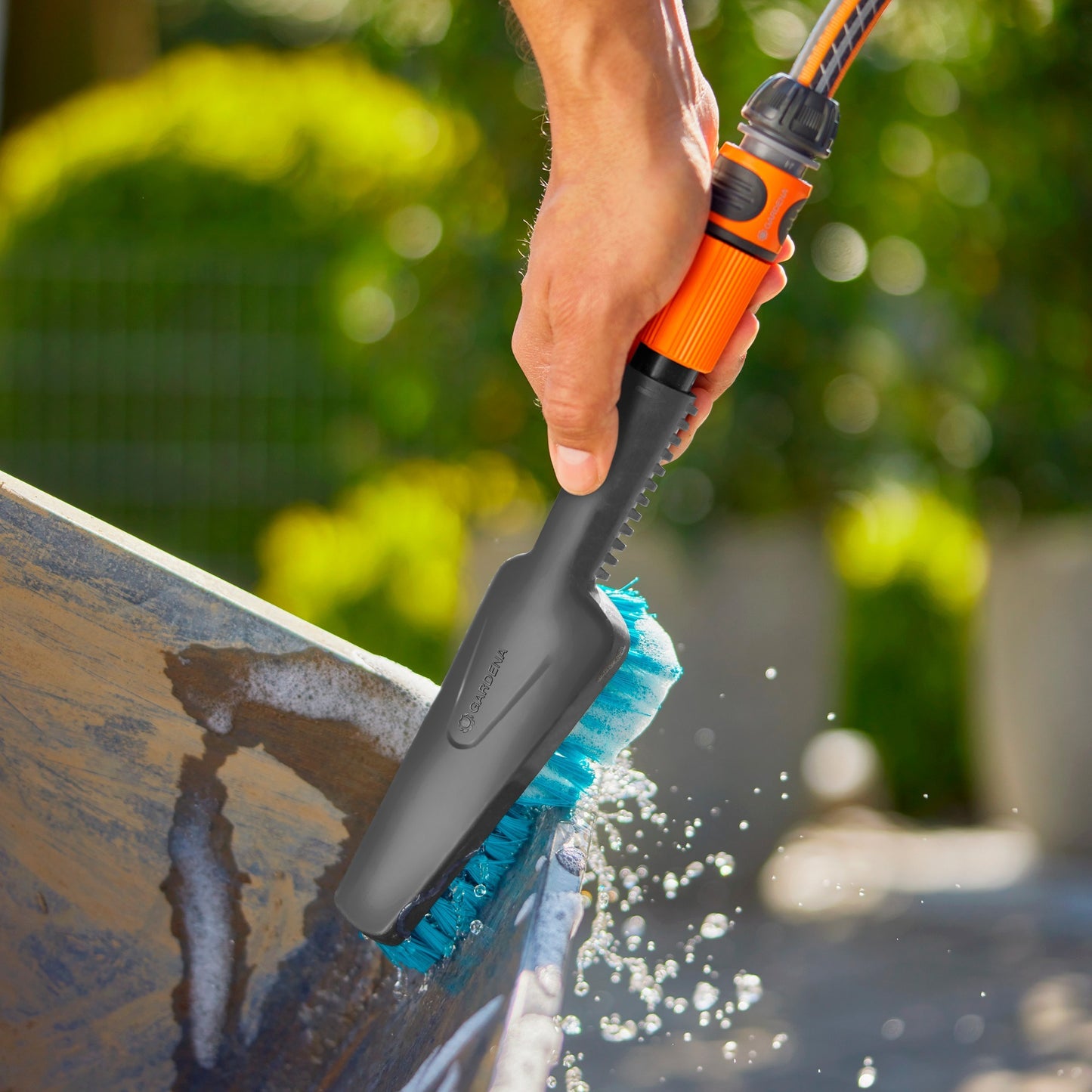 Gardena Clean System Handbrush S hart, mit Schlauchverbindung