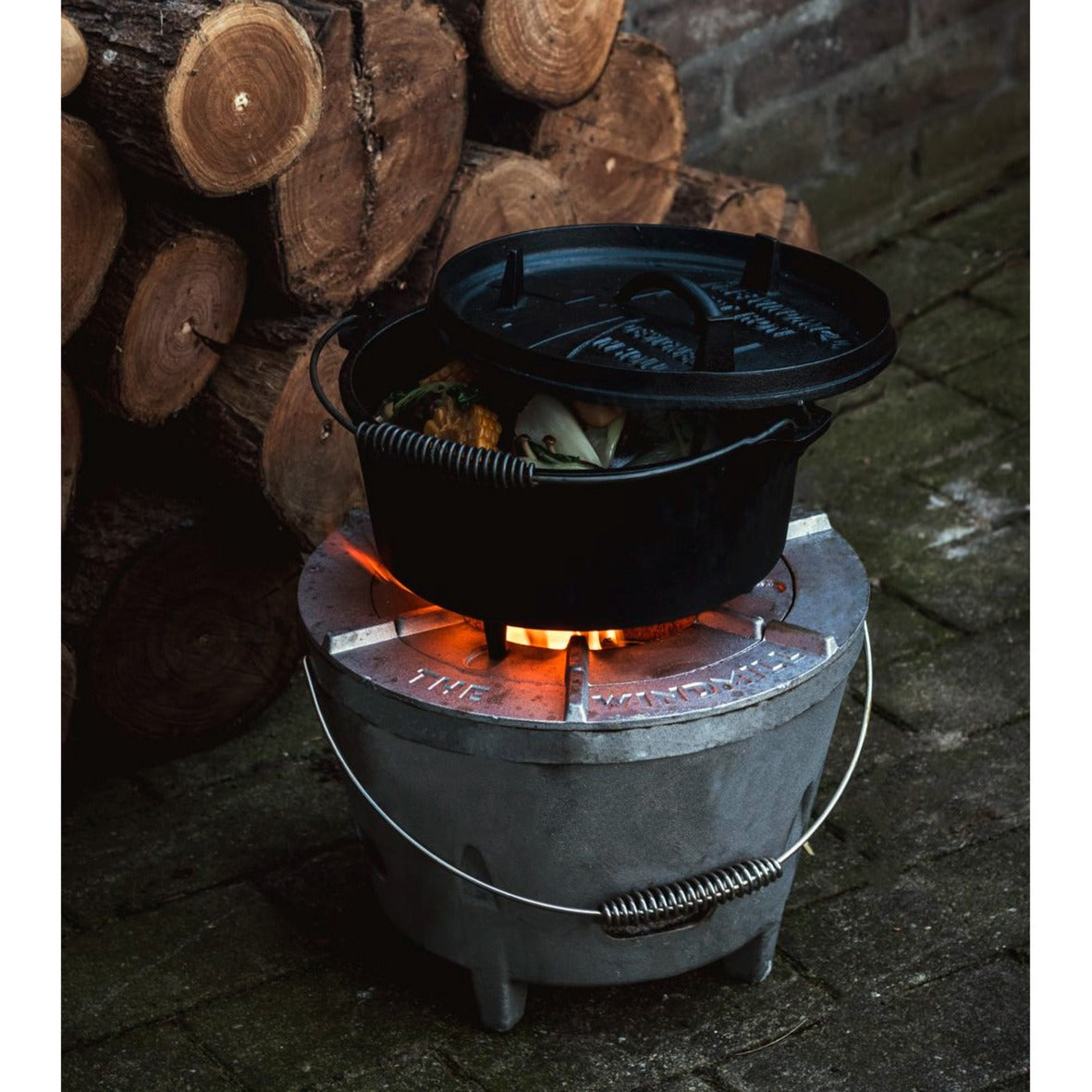 The Windmill Dutch Oven 4,5 qt Kochtopf (schwarz, ø 25,5 cm | 3,8 Liter)