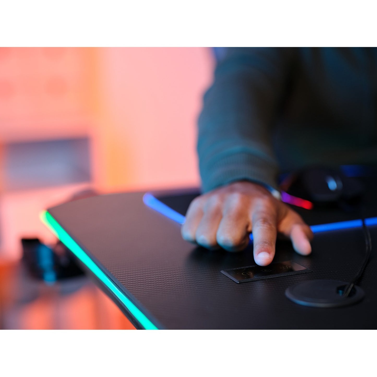 Vertrauen Sie GXT 709 Luminus RGB Gaming Agency
