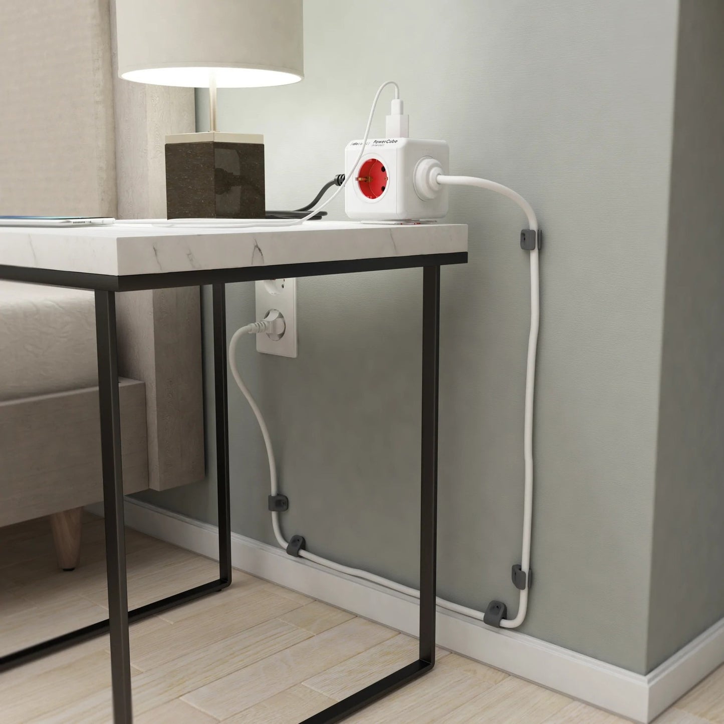 Allocacoc Powercube Extended Power Strip Steckdosenleiste (weiß rot)