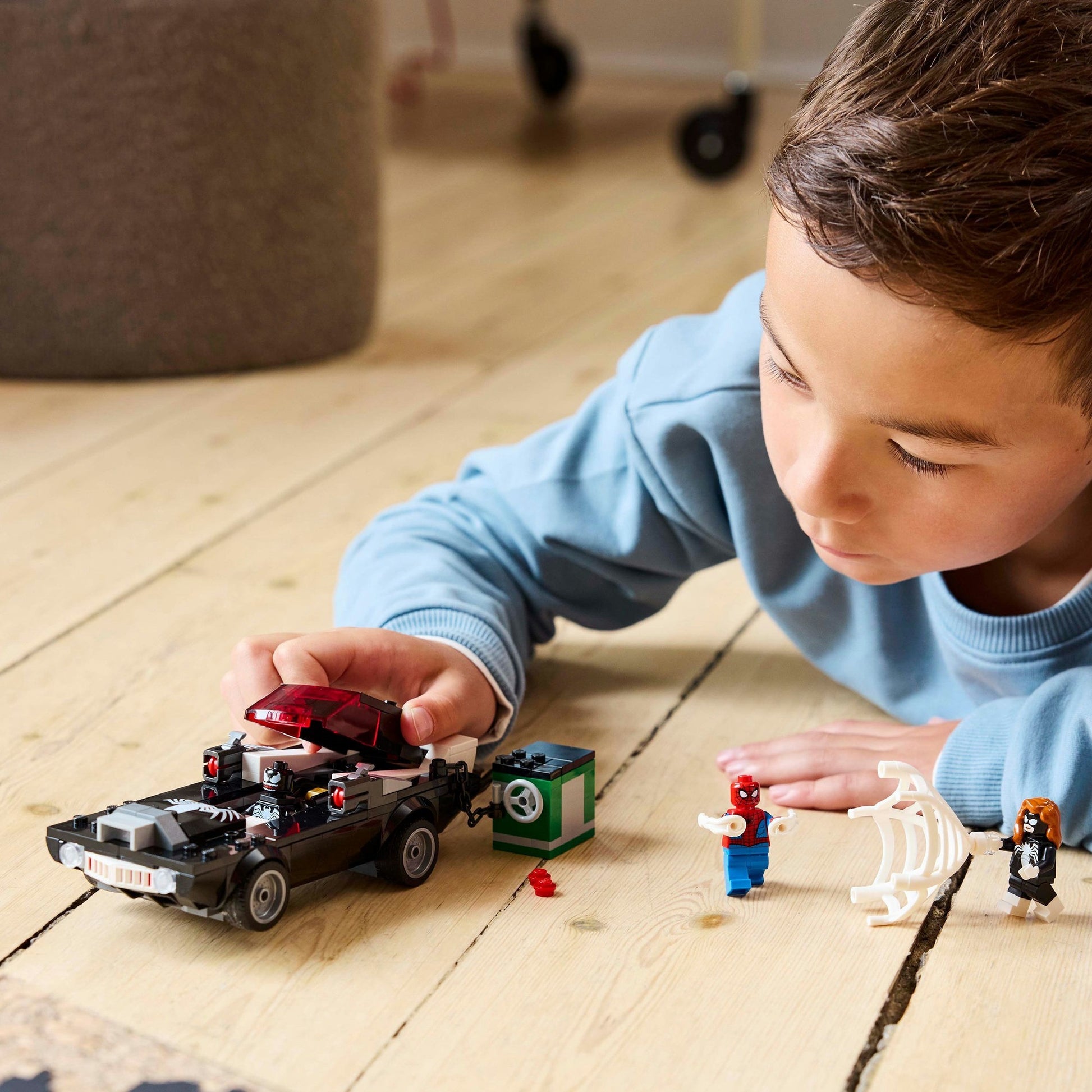 Lego Lego Super Heroes 76309 Spider-Man Vs. Venom -Klassiker