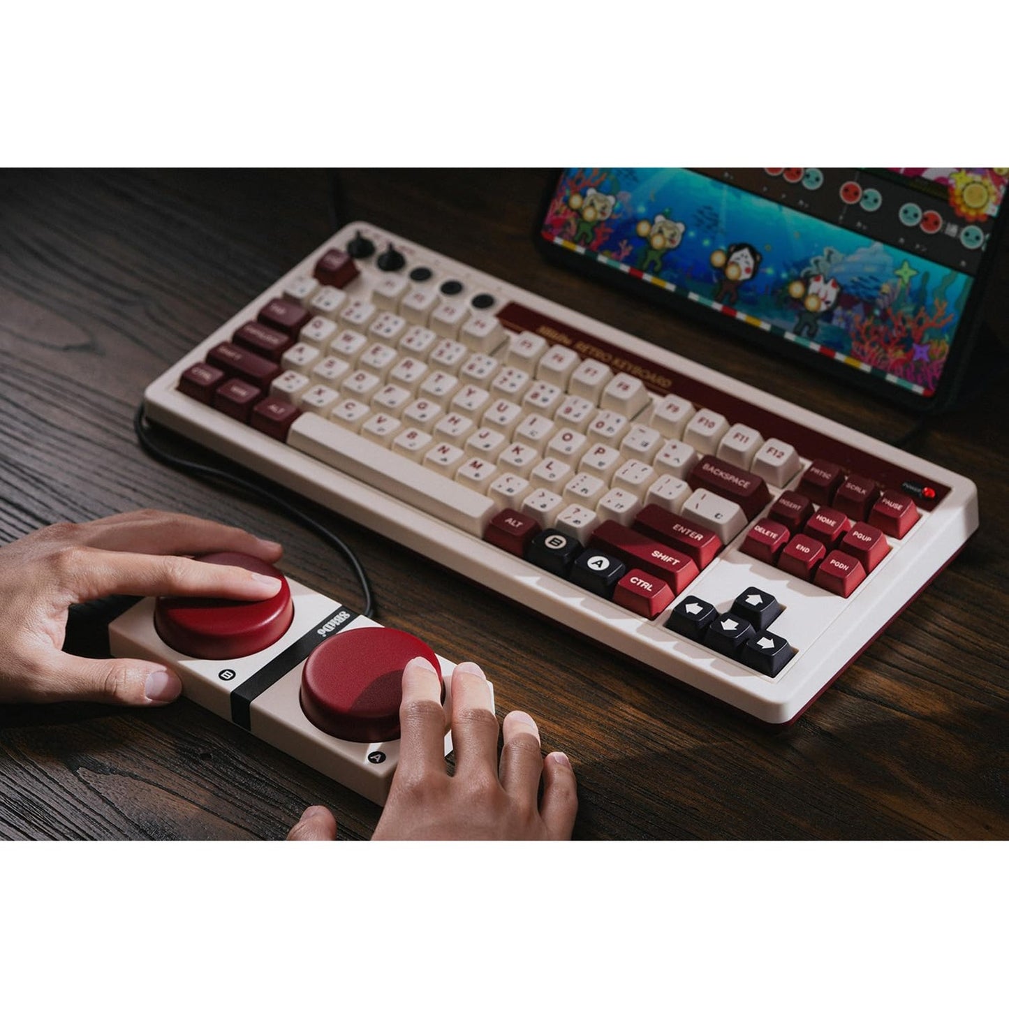 8bitdo retro mechanische Tastatur Fami Edition