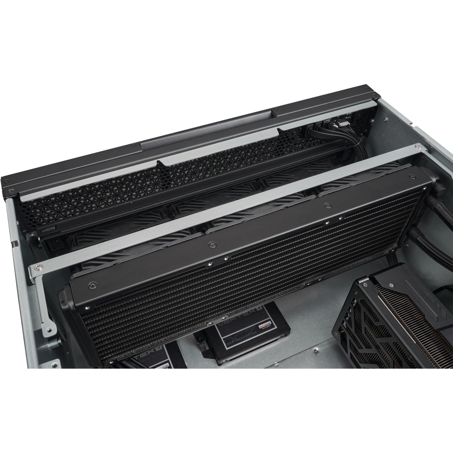 Silverstone RM52
