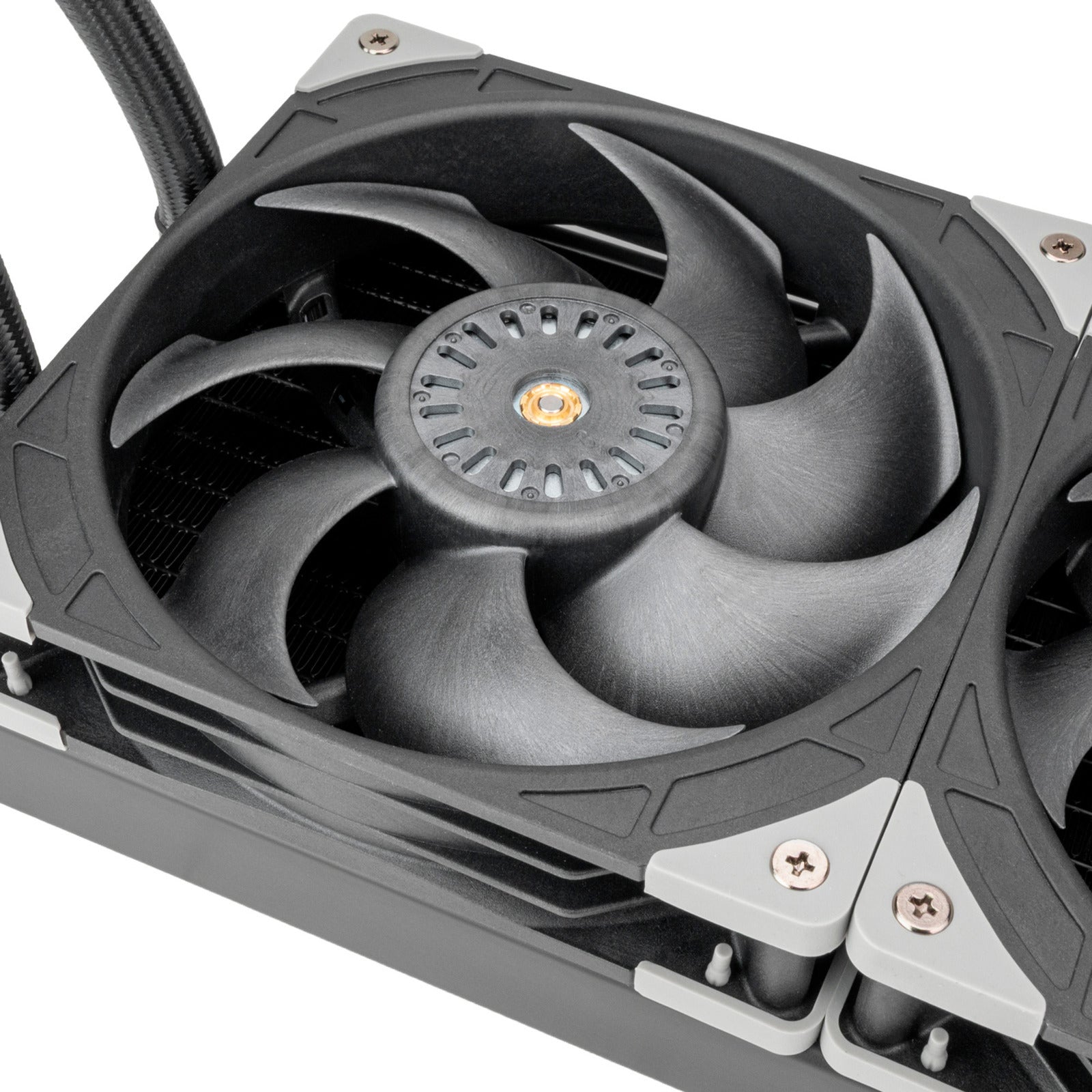 Silverstone xe420 Wasserkühlung (schwarz silber)