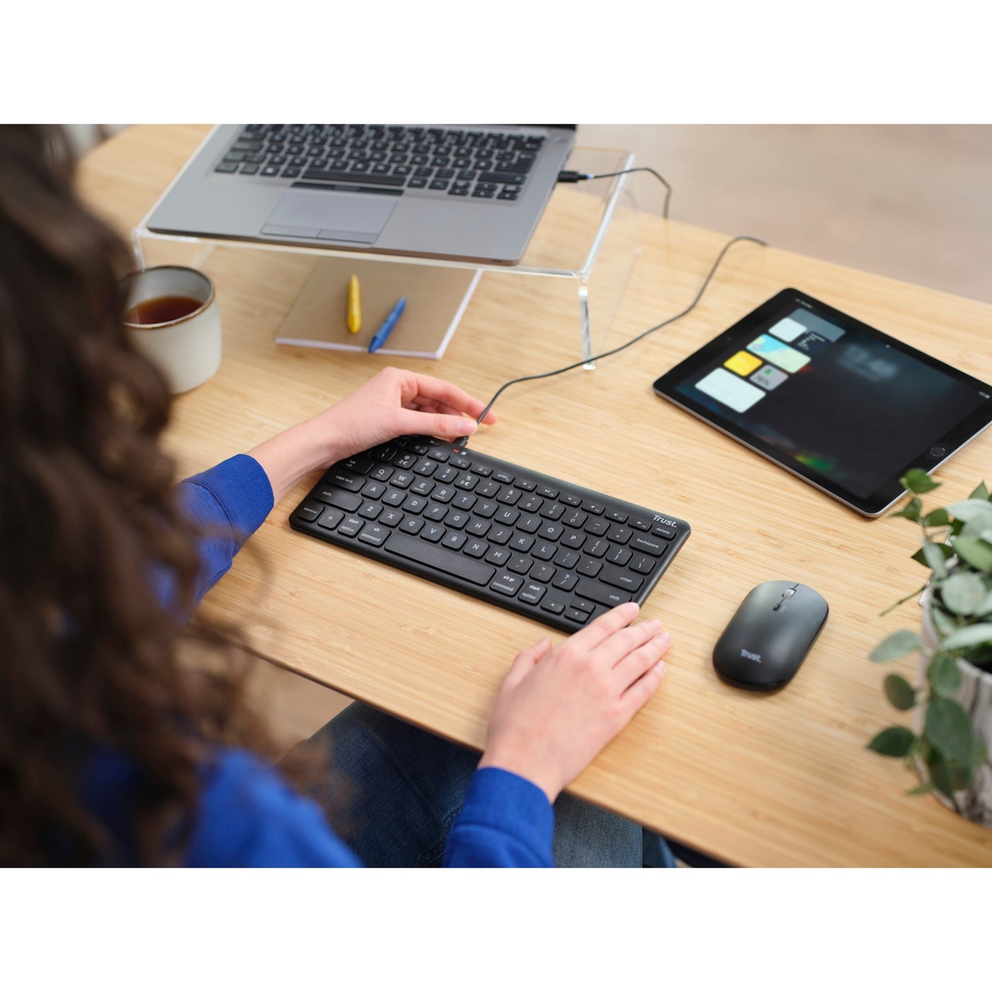 Vertrauen Sie Lyra Compact Wireless Tastatur