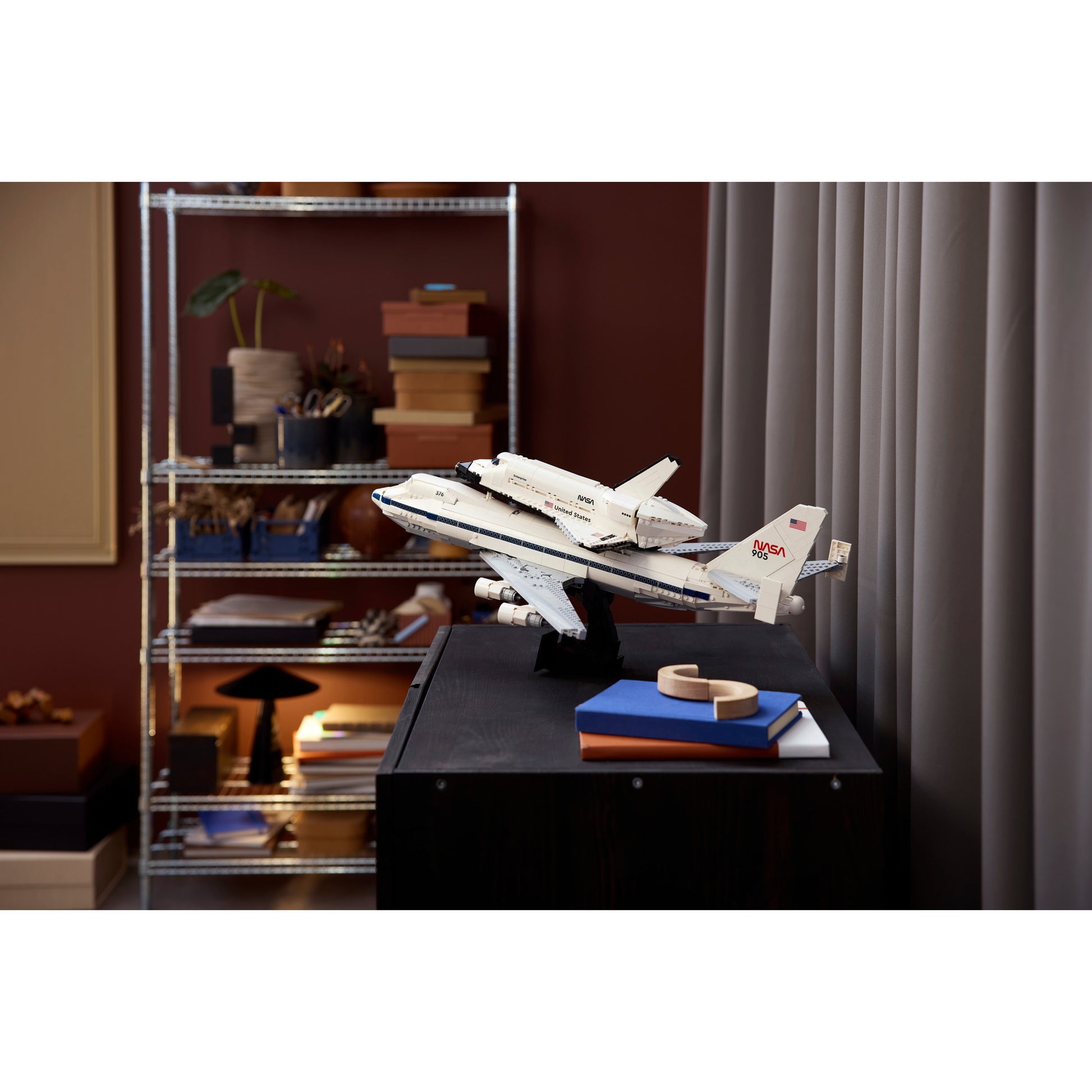 Lego Icons – Bauspielzeug für Shuttle-Flugzeuge (10360)