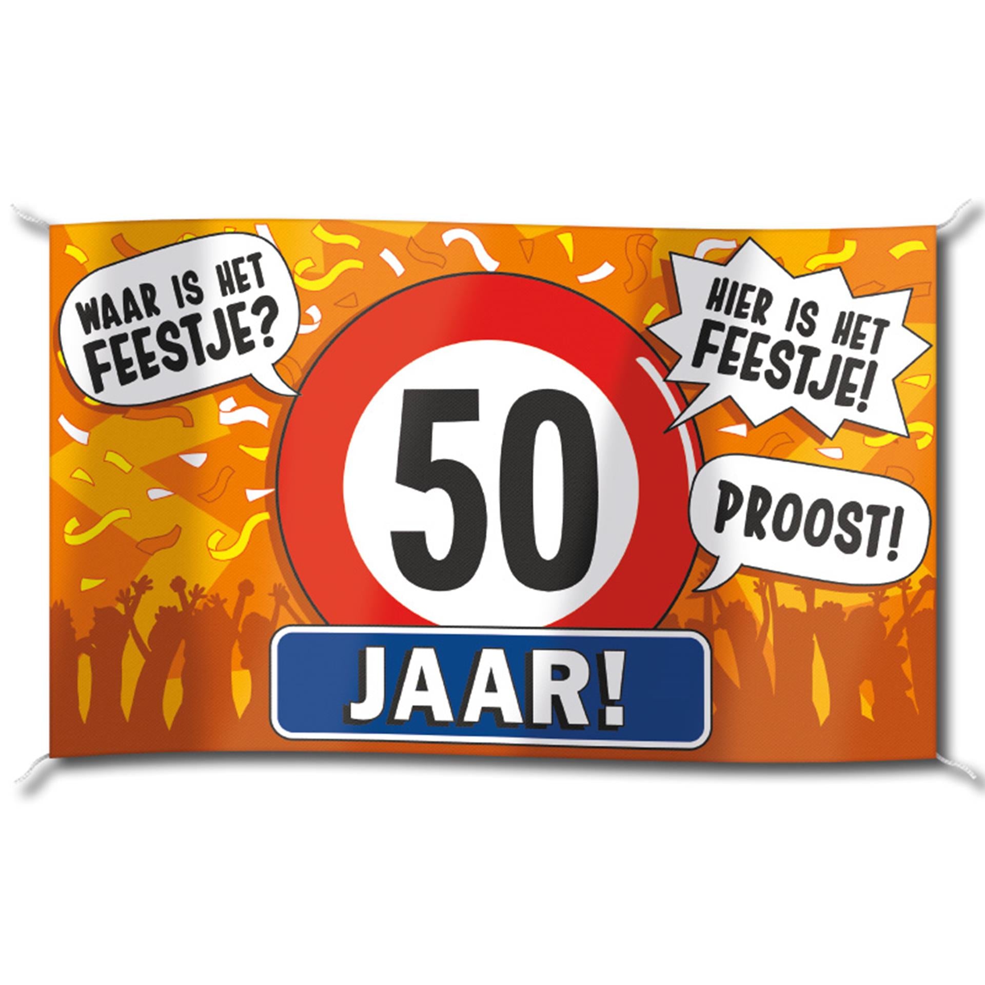Paperdreams Fassadenfahne – 50 Jahre