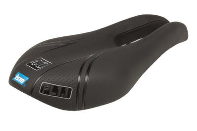 Sattel in Zusammenarbeit mit PL1.1 Thriatlon Race