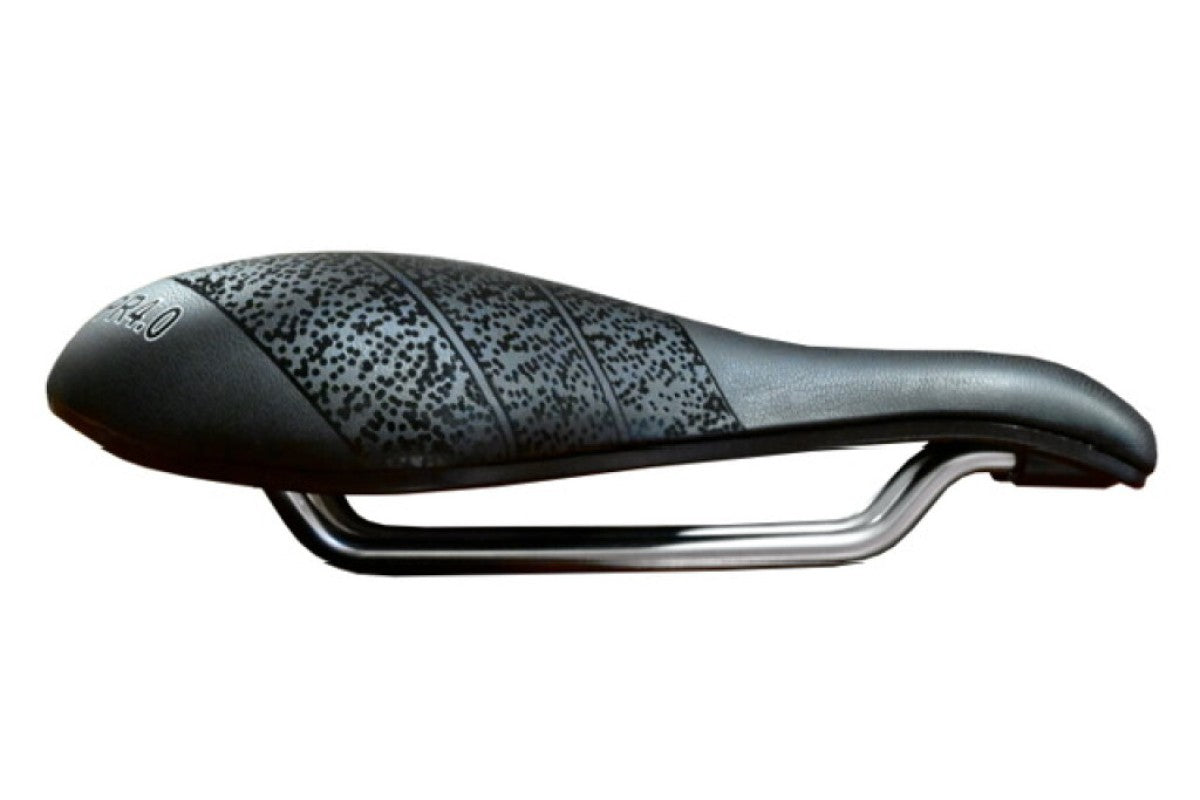 In Zusammenarbeit mit Saddle PR4.0 Performance Recreation, 60 Polsterung