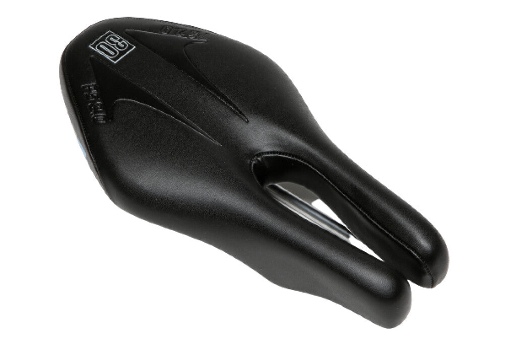 In Zusammenarbeit mit Saddle in Zusammenarbeit mit PS2.0 Performance Short
