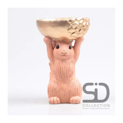 Von der Jahreszeit inspirierte Dekorationsstatue eines Eichhörnchens mit Box, 14 x 22,5 cm, beige