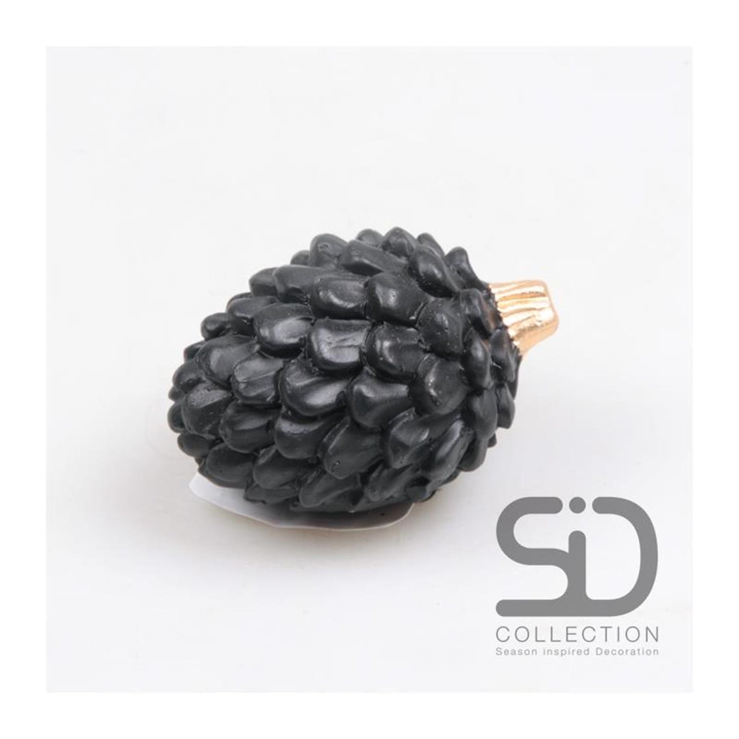Von der Jahreszeit inspirierte Dekokegelfrucht 8,7x6,3x5,5cm schwarz
