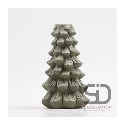 Von der Jahreszeit inspirierter Dekorationskerzenhalter Weihnachtsbaum 11x11x19 olivgrün