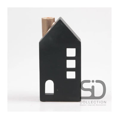 Von der Jahreszeit inspiriertes Deko-Kerzenhaus 12x8x24cm schwarz