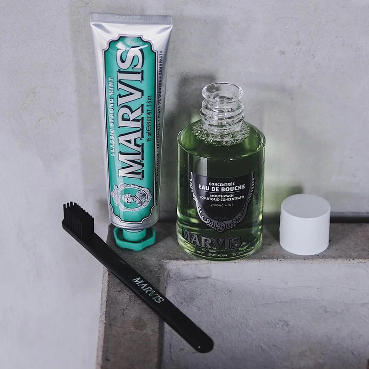 Marvis Mundwasser starke Minze 120 ml