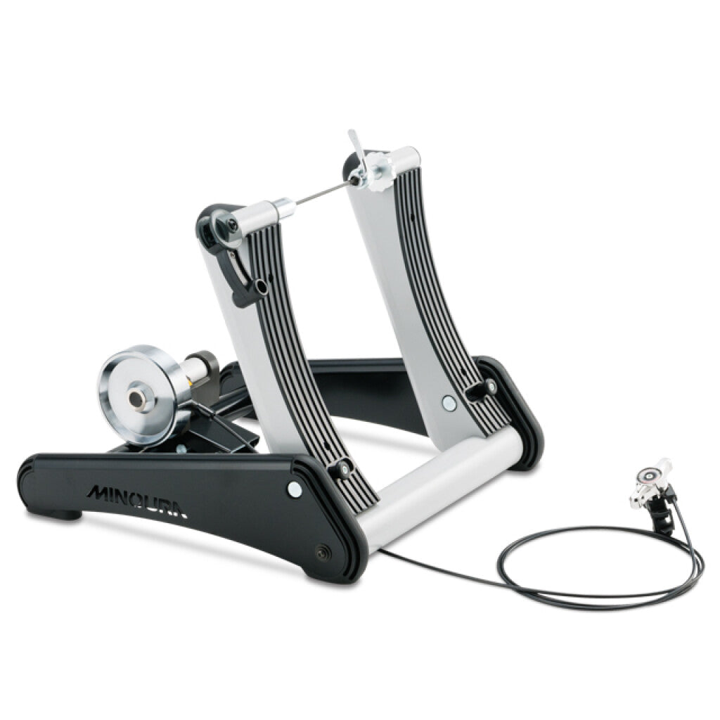 Minoura Indoor Fahrradtrainer Liveride LR541 mit QR -Lenkschalter