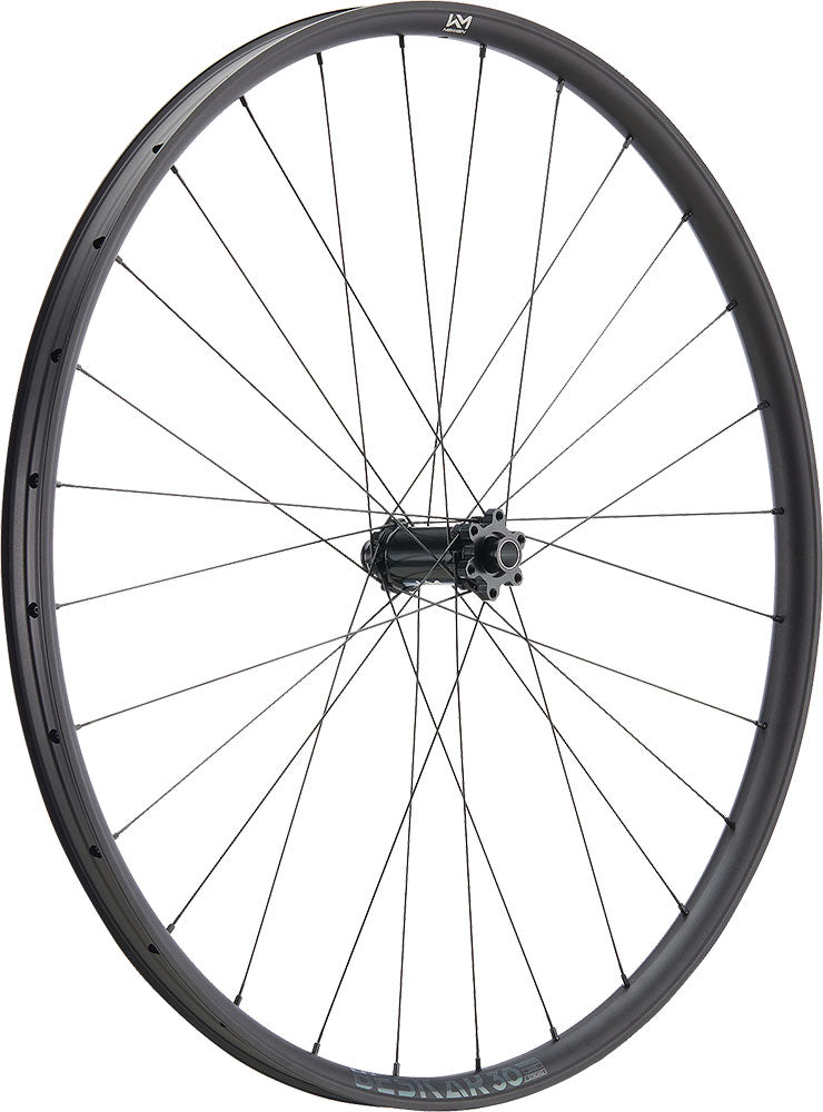 Newmen Beskar 30 Basis 29 6-Loch 15x110 Fade-Vorderrad