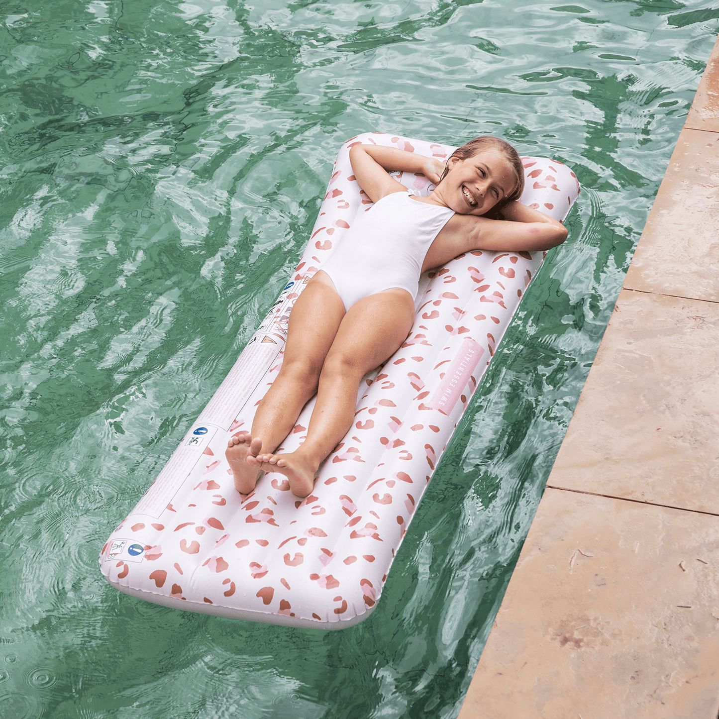 Leopard | Altes rosa Luxusluftbett
