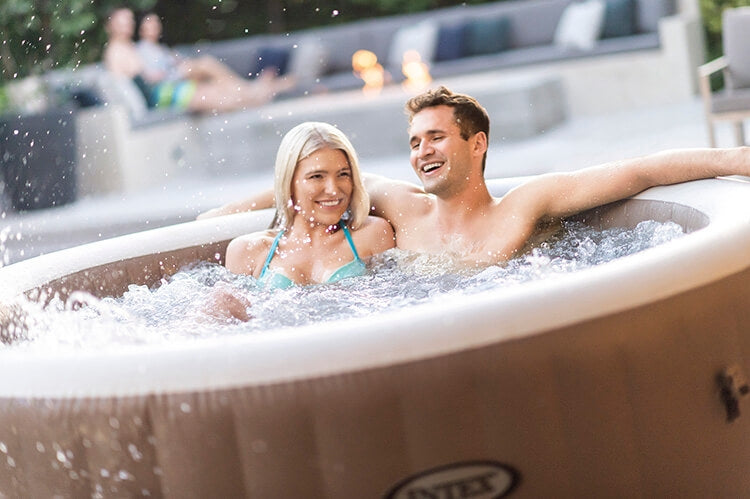 Intex Purespa Blase aufblasbares Spa 6 Persoonen