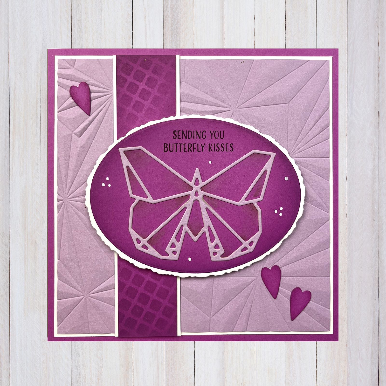 Nellies Entscheidung: • Den Origami-Schmetterling formen