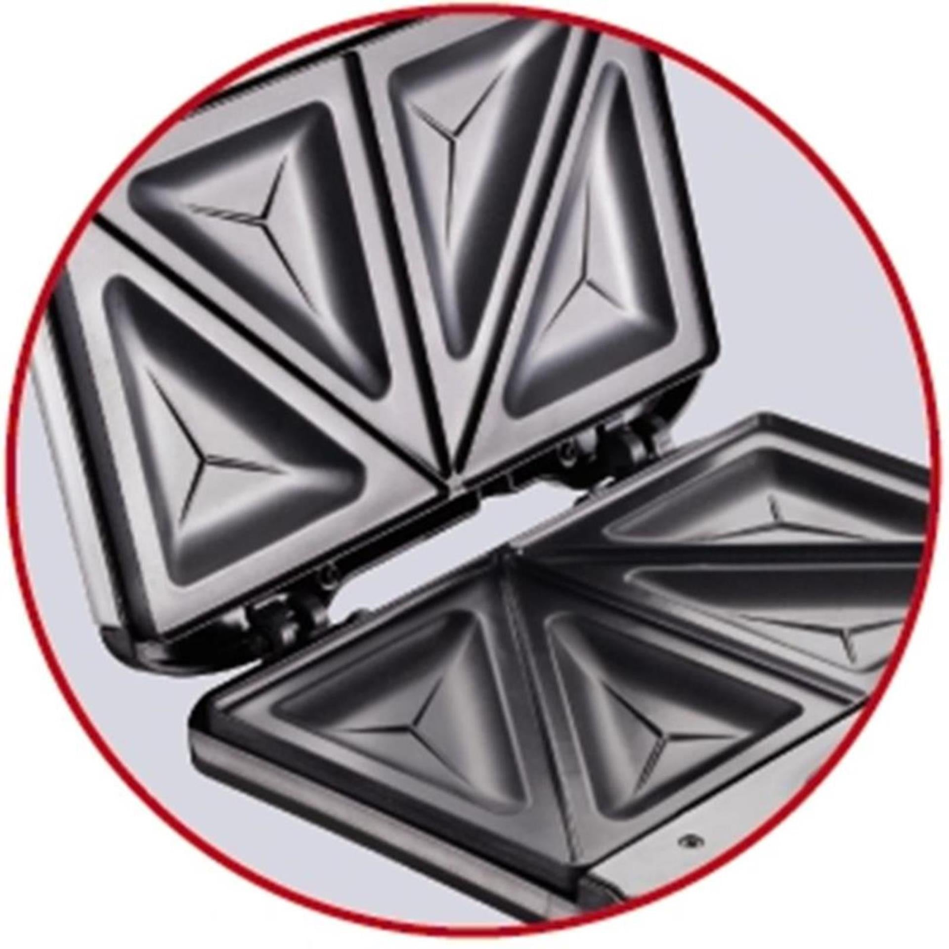 Ultrakompakter Sandwichmaker aus Edelstahl von Tefal