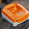 Stihl al 301 Schnellladegerät - ea094305500