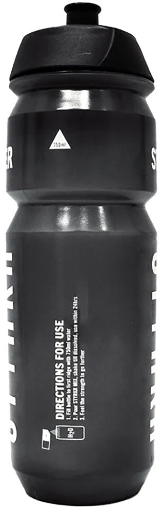 Styrkr Abenteuerwasserflasche 750 ml