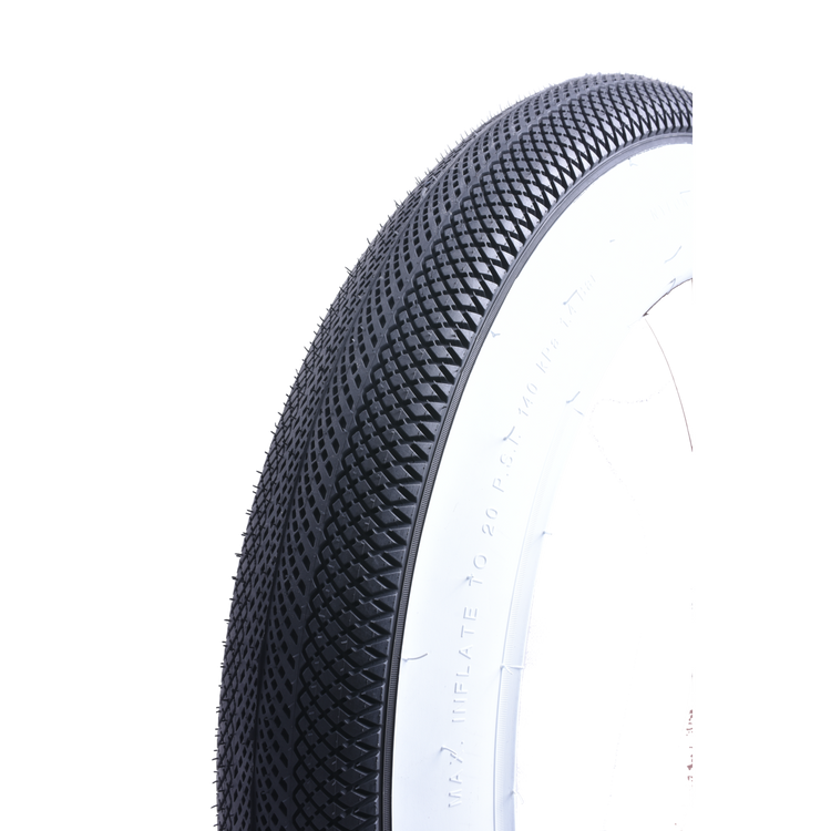 Verschiedene Reifen weiße Wand 20x4.00 | Fatbike Street