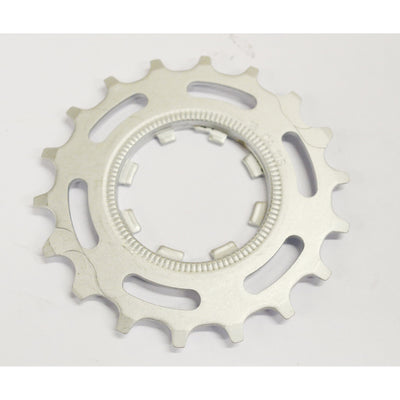 Erste Kranz mit Brust 18T 11 V