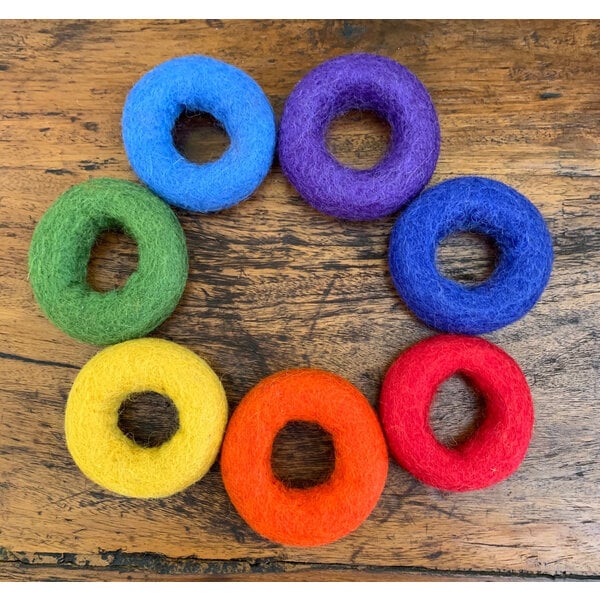 Papoose -Spielzeug Regenbogen fühlte Donuts 7